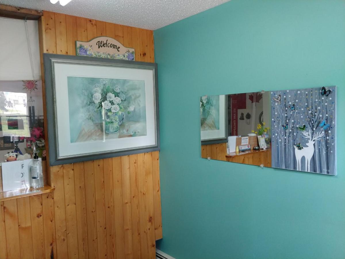 Moosomin Motel Kültér fotó