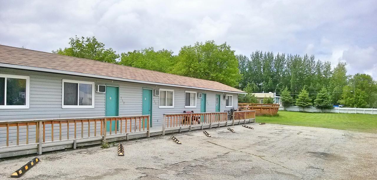 Moosomin Motel Kültér fotó