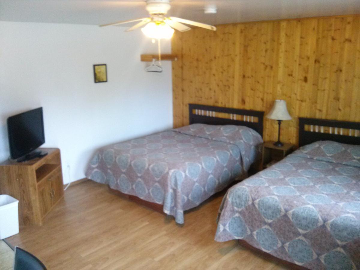 Moosomin Motel Kültér fotó