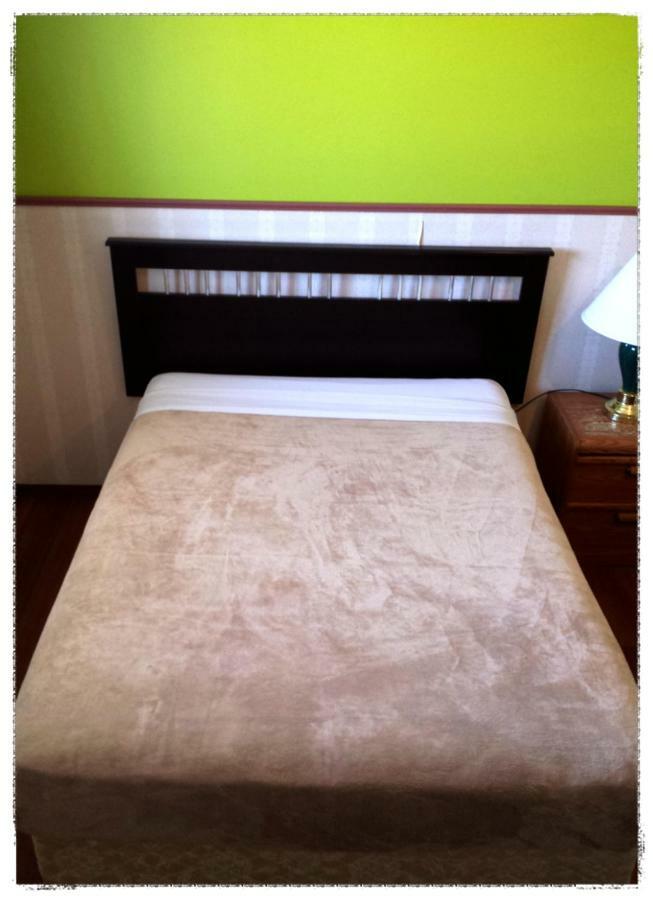 Moosomin Motel Kültér fotó