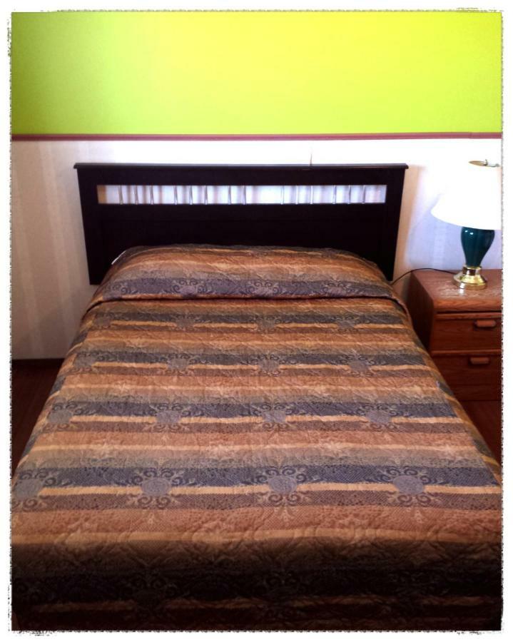 Moosomin Motel Kültér fotó